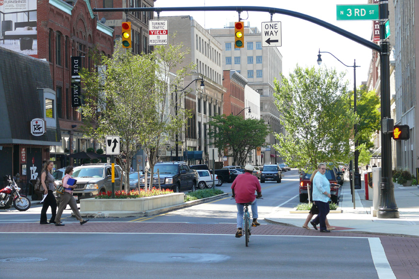 http://publichealth.columbus.gov/uploadedImages/Public_Health/Content_Editors/Planning_and_Performance/Institute_for_Active_Living/gaystreetfix2tomail.jpg