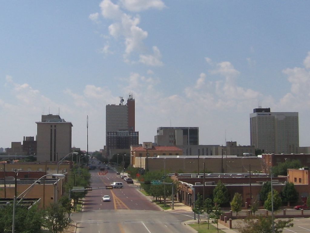 http://upload.wikimedia.org/wikipedia/commons/archive/b/b3/20090709024756!Downtown_Lubbock_from_I-27_2005-09-10.jpeg